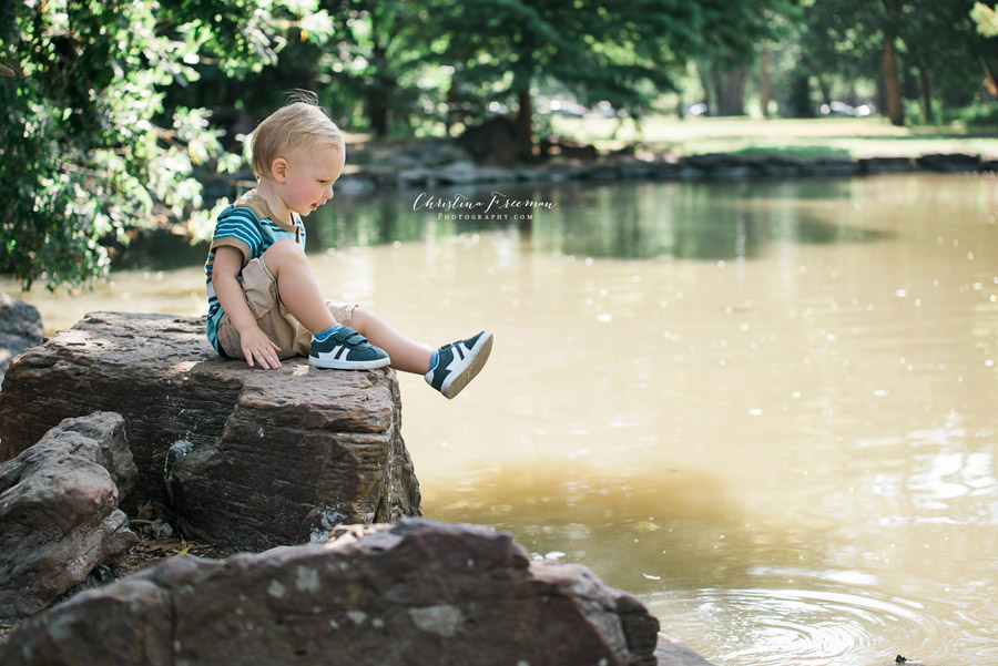 Glenview and Northbrook Child Photographer | Christina Freeman Photography | Little boy looking at water