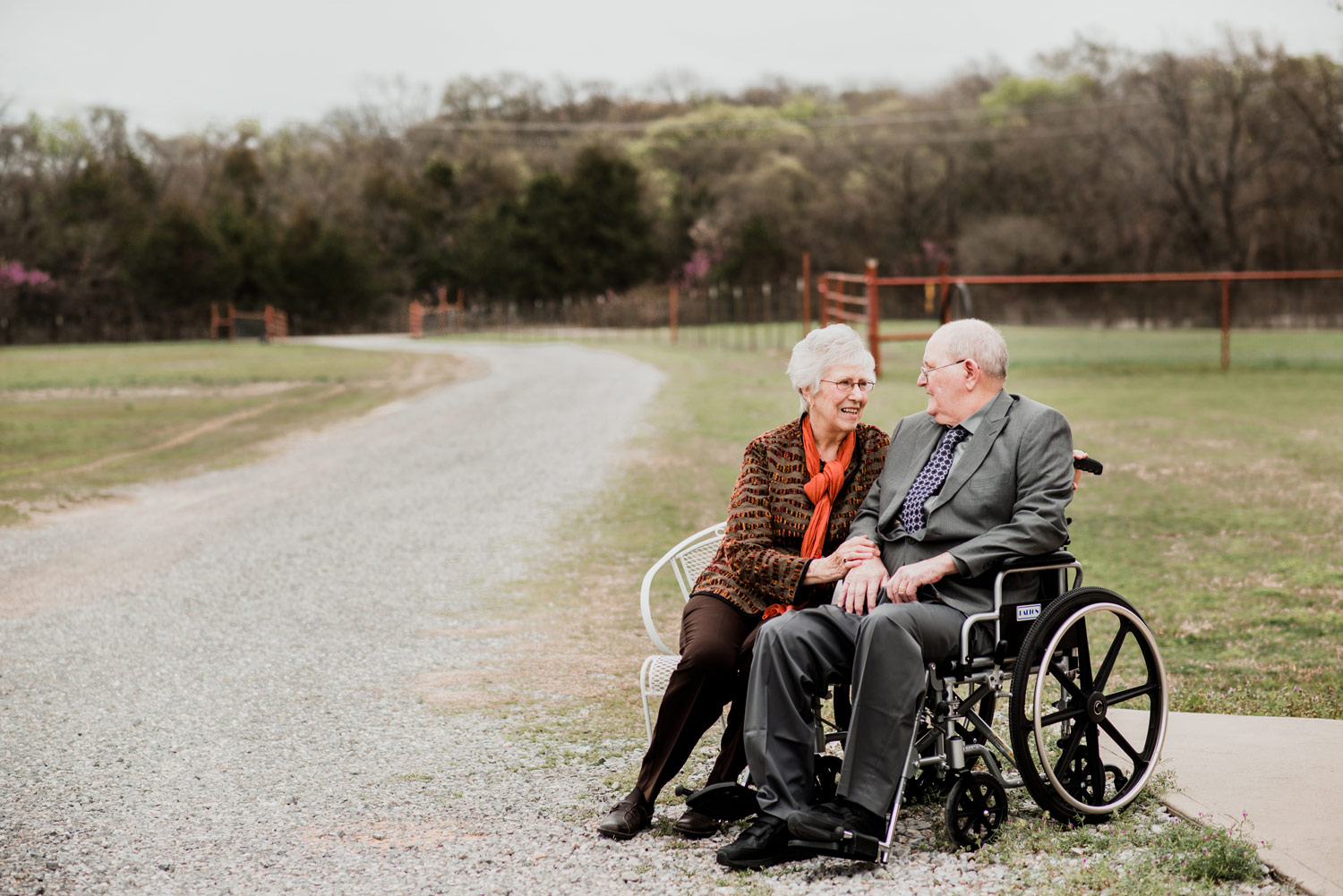 © Christina Freeman Photography | Elderly couple lifestyle session in Anna, TX